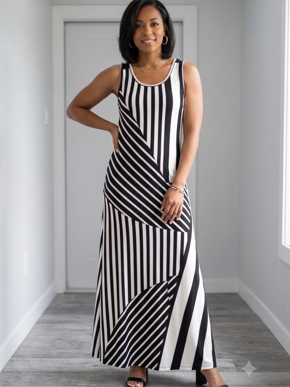 Nine West Geometric Stripe Maxi Dress M Black White Op Art Mod Sleeveless Knit